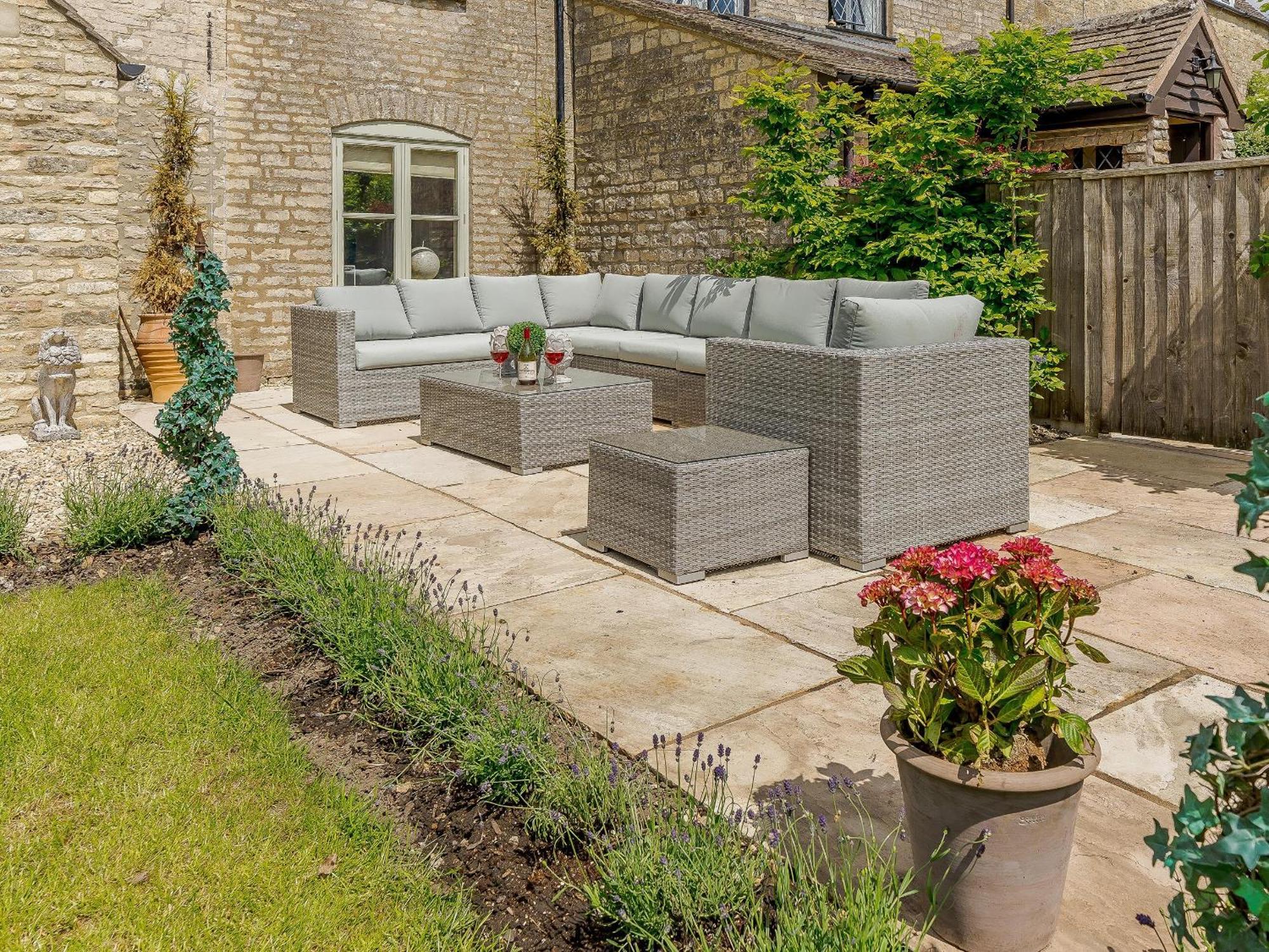 The Clock House Villa Bisley  Exterior foto
